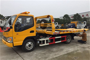 新罗哪里有拖车服务