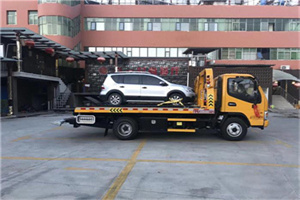 新罗汽车紧急补胎换胎救援